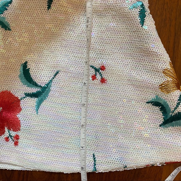 Endless Rose Sequin Floral Peplum Too Size Small - Picture 7 of 7